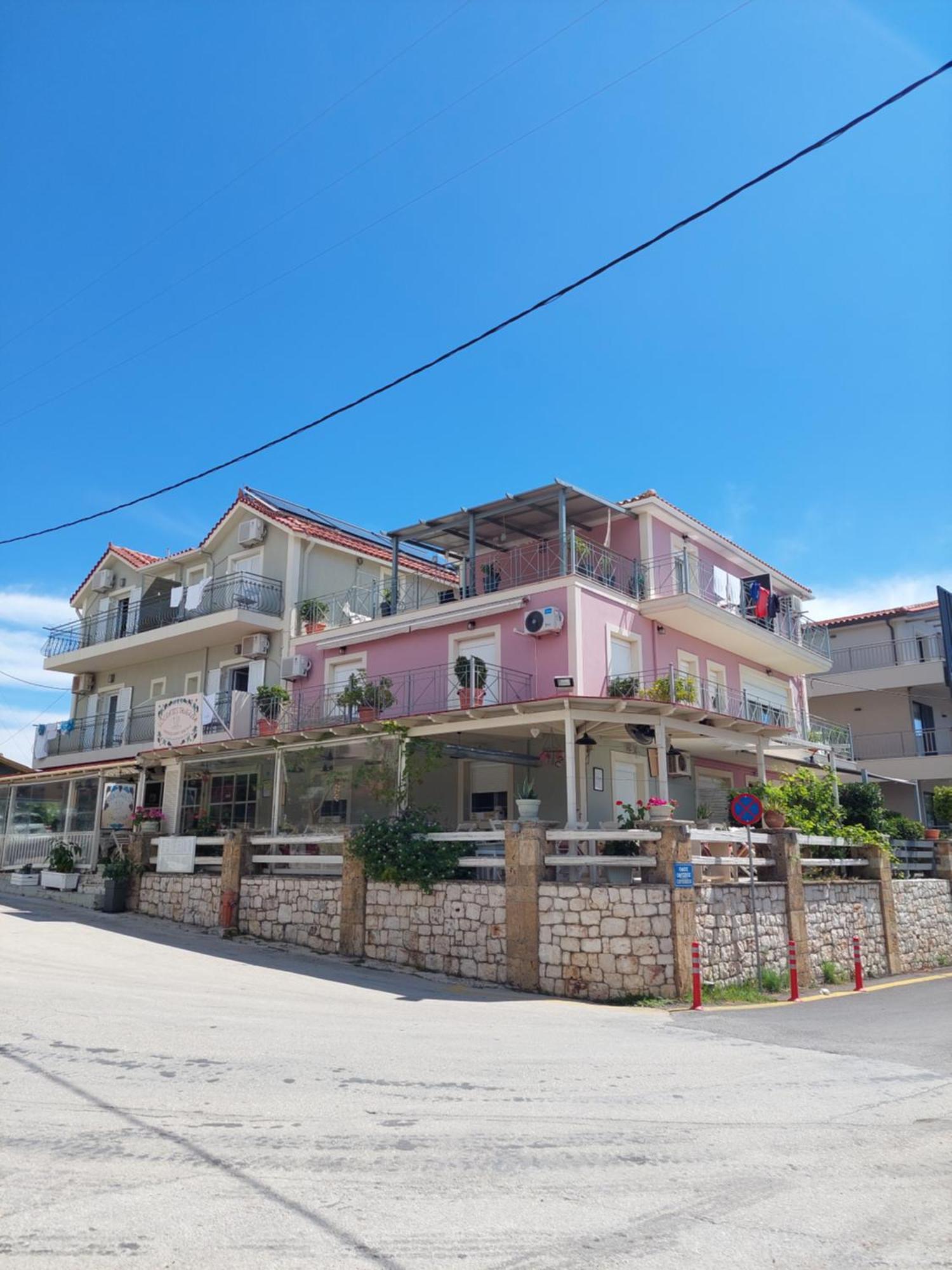 Nikkos Apartments Skala  Экстерьер фото